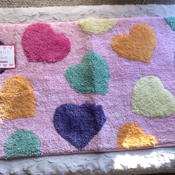 Avanti Pink Valentine Heart Bath Rug Mat - Picture 2 of 8